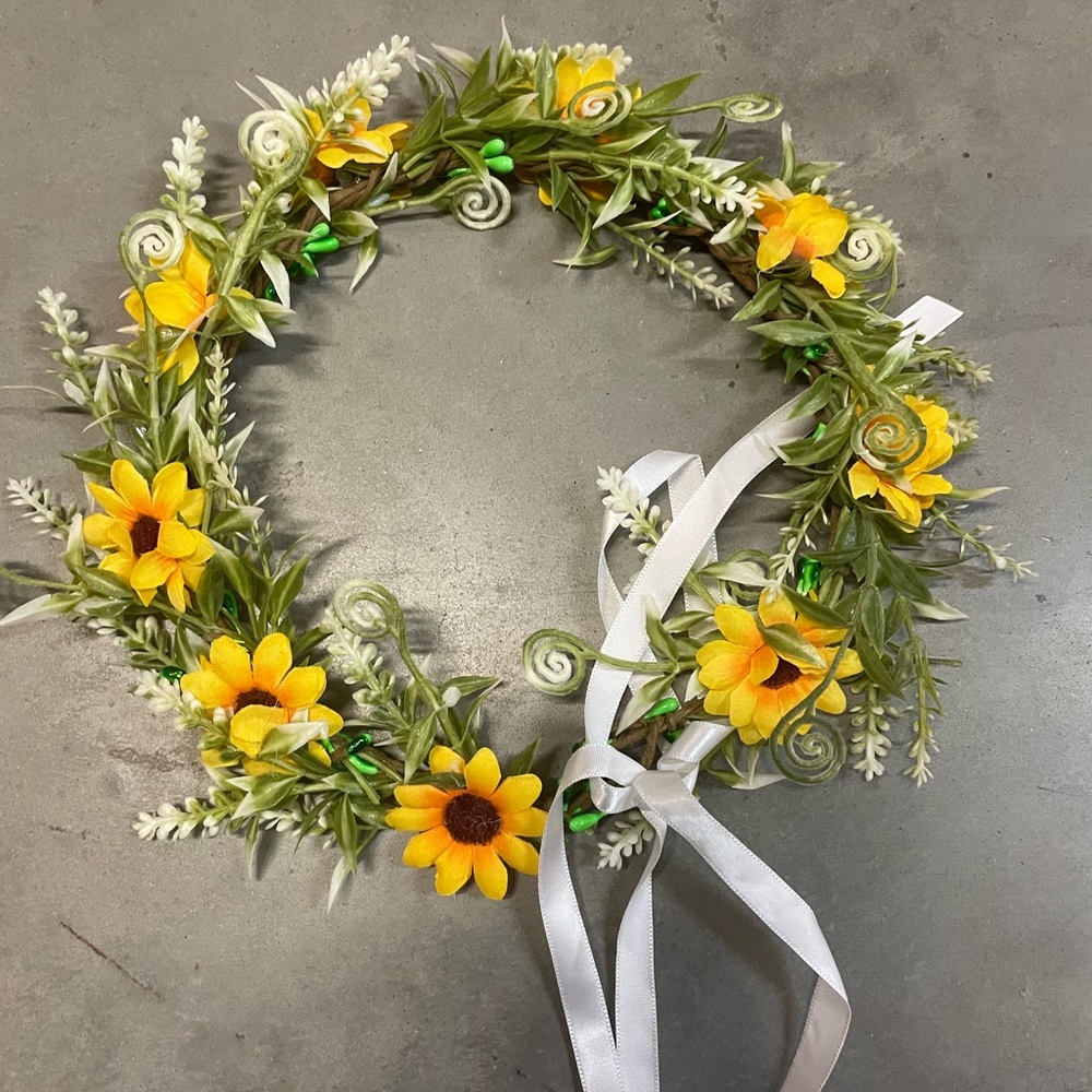 2 flower headbands